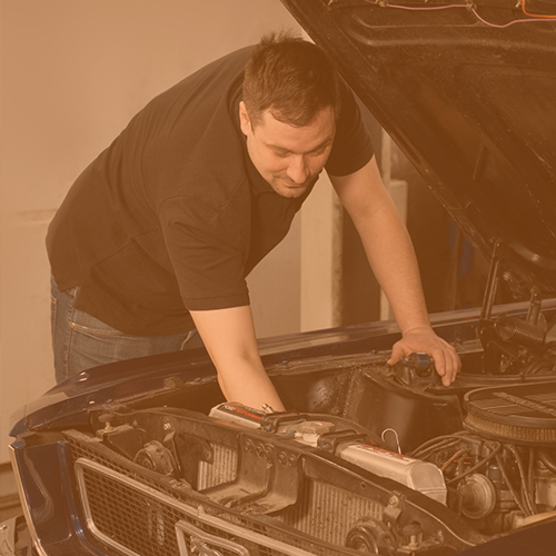 Cultimer_Stefan List repariert Auto