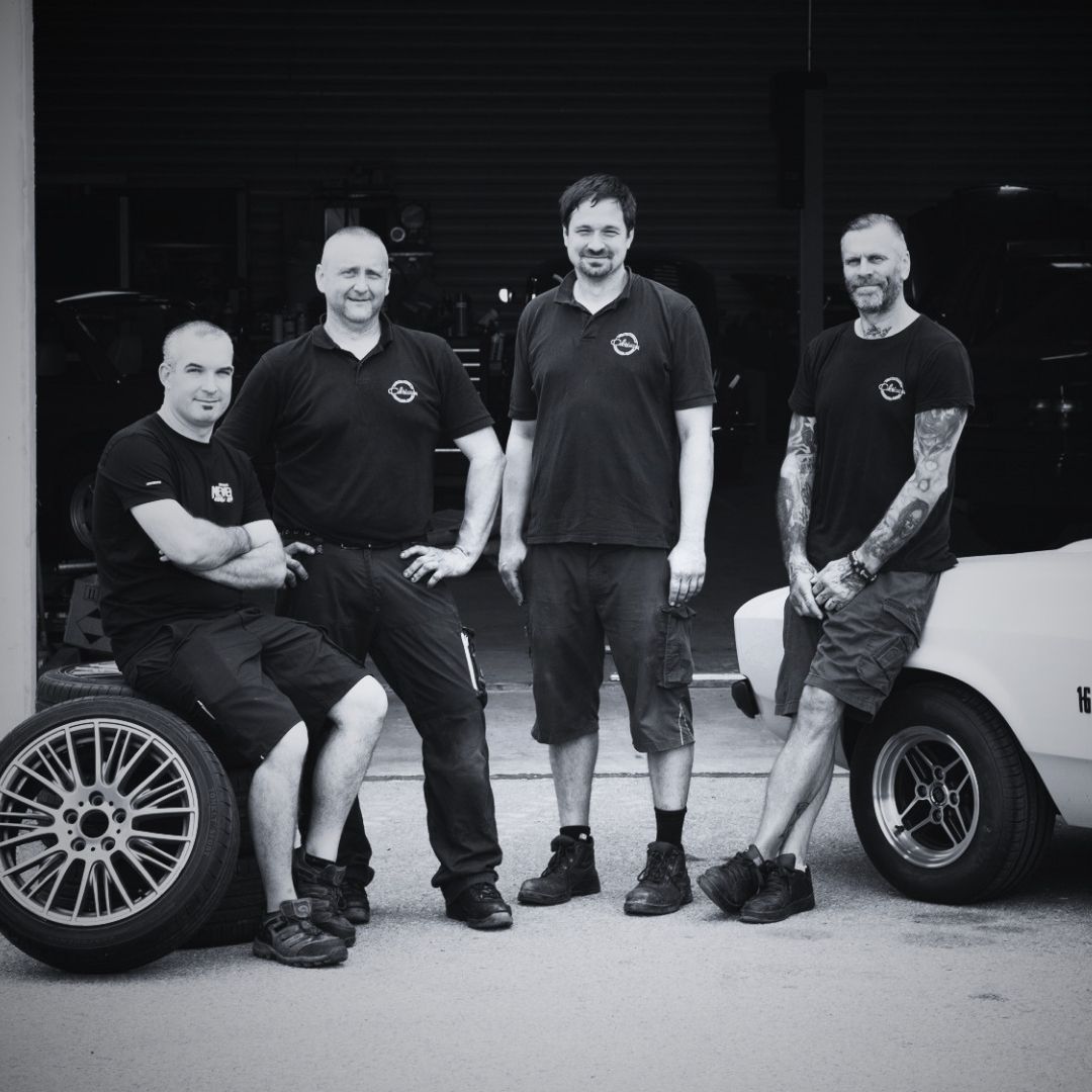 Cultimer Bosch Car Service team